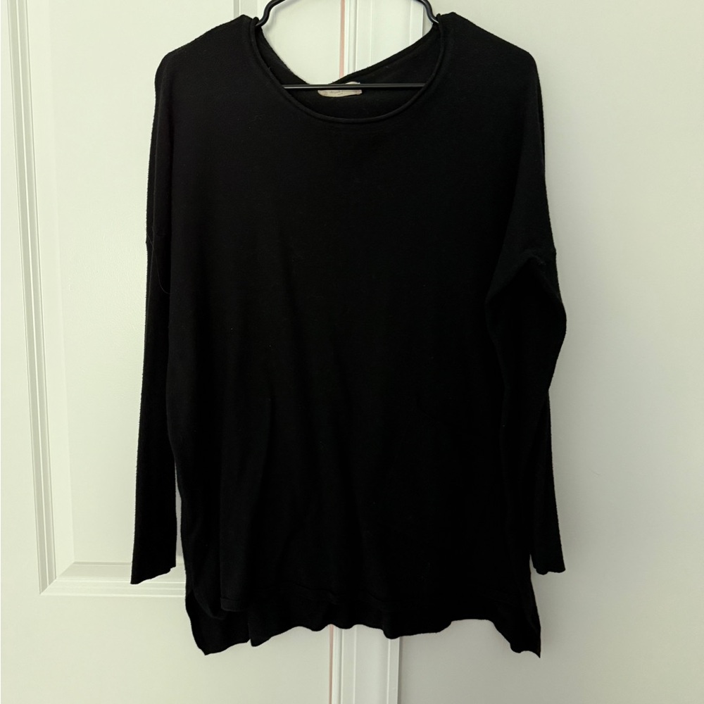 Altar'd State Black Women's Sweatshirt